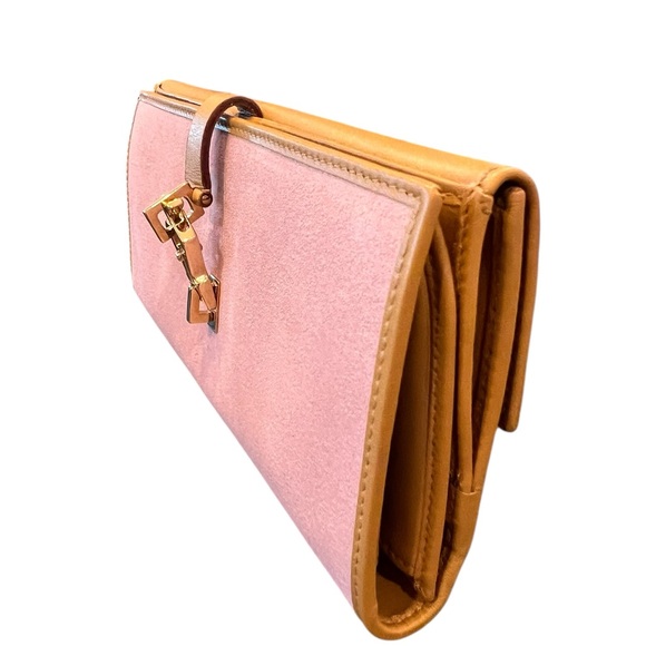 Gucci Jackie Pink and Tan Suede Wallet - Picture 9 of 13